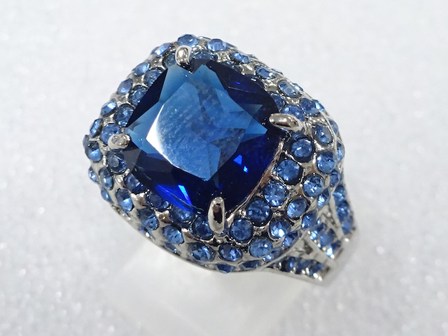 Japanese Kimono / Antique Accessories Metal